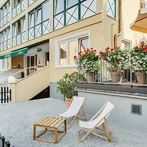 Astoria Hotel