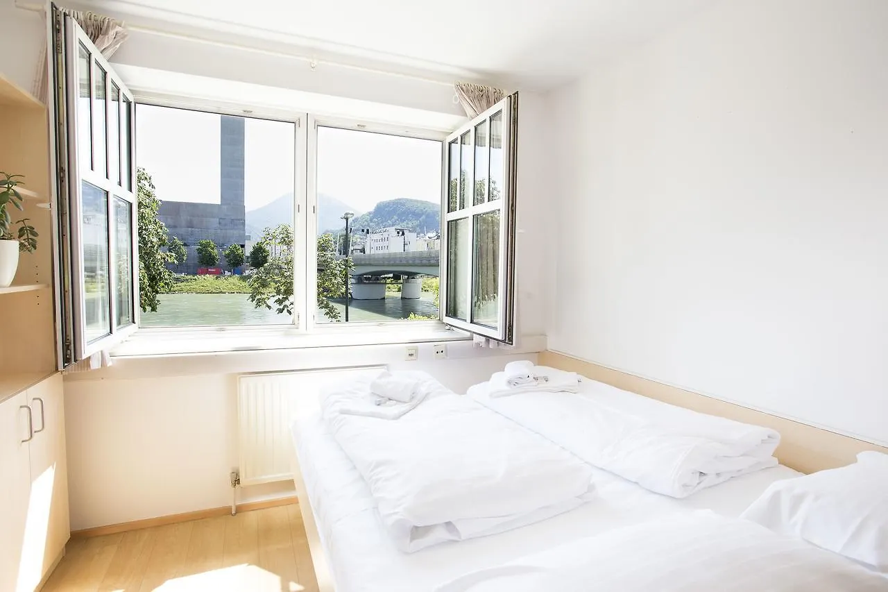 Vandrerhjem Mynext - Riverside Hotel Salzburg